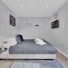 Отель Lovely 1-bed Studio in West Drayton, фото 3