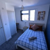 Отель Plush Holiday Home in Coventry Near Coventry University, фото 4