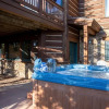 Отель Zendo - Serene Mountain Abode w Hot Tub & Views, фото 15