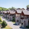 Отель Condos Château-Bromont, фото 1