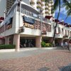 Отель Aloha Surf 1205 Two Beds, Pool, Walk to WAIKIKI BEACH! в Гонолулу
