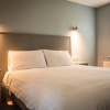 Отель Platinum Lakeside Lodge at Mullans Bay, фото 19