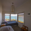 Отель Orewa Cliff Top Holiday Home, фото 6