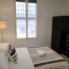 Отель Remarkable 2-bed Apartment in Huddersfield, фото 1