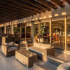 Отель Elegante Condo, con alberca, zona Tezal, фото 16