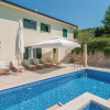 Отель Awesome home in Supetar w/ Outdoor swimming pool, WiFi and 5 Bedrooms, фото 20