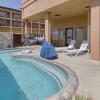 Отель Quality Inn & Suites Huntington Beach, фото 14