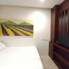 Отель Bed and Bath Serviced Suites, фото 5