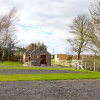 Отель The Bunkhouse at Raglan Cottage and Caravan Park, фото 1