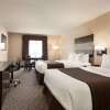 Отель Days Inn by Wyndham Saskatoon, фото 10