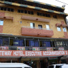 Отель Sir Kanja's Hotel, фото 1