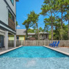 Отель Private Saltwater Pool in Seagrove, Garage Parking, Sleeps 13, фото 16