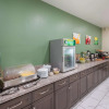 Отель Quality Inn & Suites Airport West, фото 29