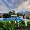 Отель Beautiful 4-bed Villa Private Pools, фото 11