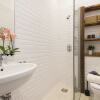 Отель Bright Talbot Road Apartment - MATR6, фото 9
