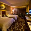 Отель Yichang Golden Lion Hotel, фото 4