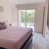 Отель Luxury 2 And 3 Bedroom Apartments, фото 3