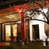Отель Lijiang Chenwai Hostel, фото 4
