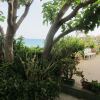 Отель Detached Seafront Villa With Private Access To The Beach, фото 1