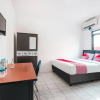 Отель OYO 1286 Margot Residence Near RSUD Kebayoran Baru, фото 3
