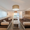 Отель Modern and Spacious Home With Swimming Pool, фото 13