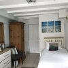 Отель Cliff House Bed and Breakfast в Редруте