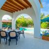 Отель Sun Beach Villa Tria Large Private Pool Walk to Beach A C Wifi Car Not Required - 2282, фото 18
