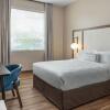 Отель Fairfield by Marriott San Jose Airport Alajuela в Алахуэле