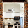Отель Elegant Brick 2 BR in downtown Savannah, фото 12