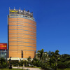 Отель Zhuhai Charming Holiday Hotel, фото 1