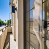 Отель Gorgeous Beverly Hills/Weho - 2BR/Bath - 2 Free Parking Spots! (BW-1), фото 8