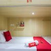 Отель RedDoorz Hostel near Lawang Sewu Semarang, фото 13