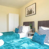 Отель Tudors eSuites 3 Bedroom Apartment 6 Beds & Parking, фото 5