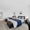 Отель Sleep 6 Stylish 1BR 2BA Beachfront Cozysuites, фото 3