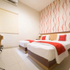 Отель RedDoorz Near Ambon Plaza, фото 3