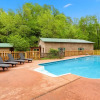 Отель POOL OPEN! - The Hobbit House - Unique Arkansas Getaway!, фото 8