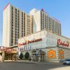 Отель Ramada by Wyndham Sofia City Center в Софии