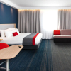 Отель Holiday Inn Express London Luton Airport, an IHG Hotel, фото 13