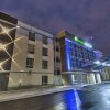 Отель Holiday Inn Express & Suites Vaudreuil, an IHG Hotel в Водрейле