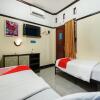 Отель OYO 3892 Athaya Guesthouse Syariah, фото 5