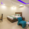 Отель Golden Leaves By OYO Rooms, фото 3