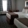 Отель SureStay Plus Hotel by Best Western Lethbridge, фото 3