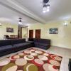 Отель Room in House - Spacious Double Room With Parking and Wifi, фото 5