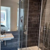 Отель Modern 2 bed Apartment, City Centre, Wifi, фото 8