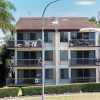 Отель Tradewinds, Unit 4/110 Victoria Parade, фото 1