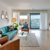 Отель Beach Front Stylish Hugh 2DBR, фото 8
