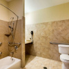 Отель Comfort Suites near NASA - Clear Lake, фото 8