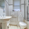 Отель Bright Spacious 2BR Home Near Victoria, фото 8