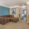 Отель La Quinta Inn & Suites, фото 6