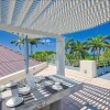 Отель Exclusive Location, Heated Pool, Walk to the Beach, AC, Free Wifi, Concierge Services, фото 19